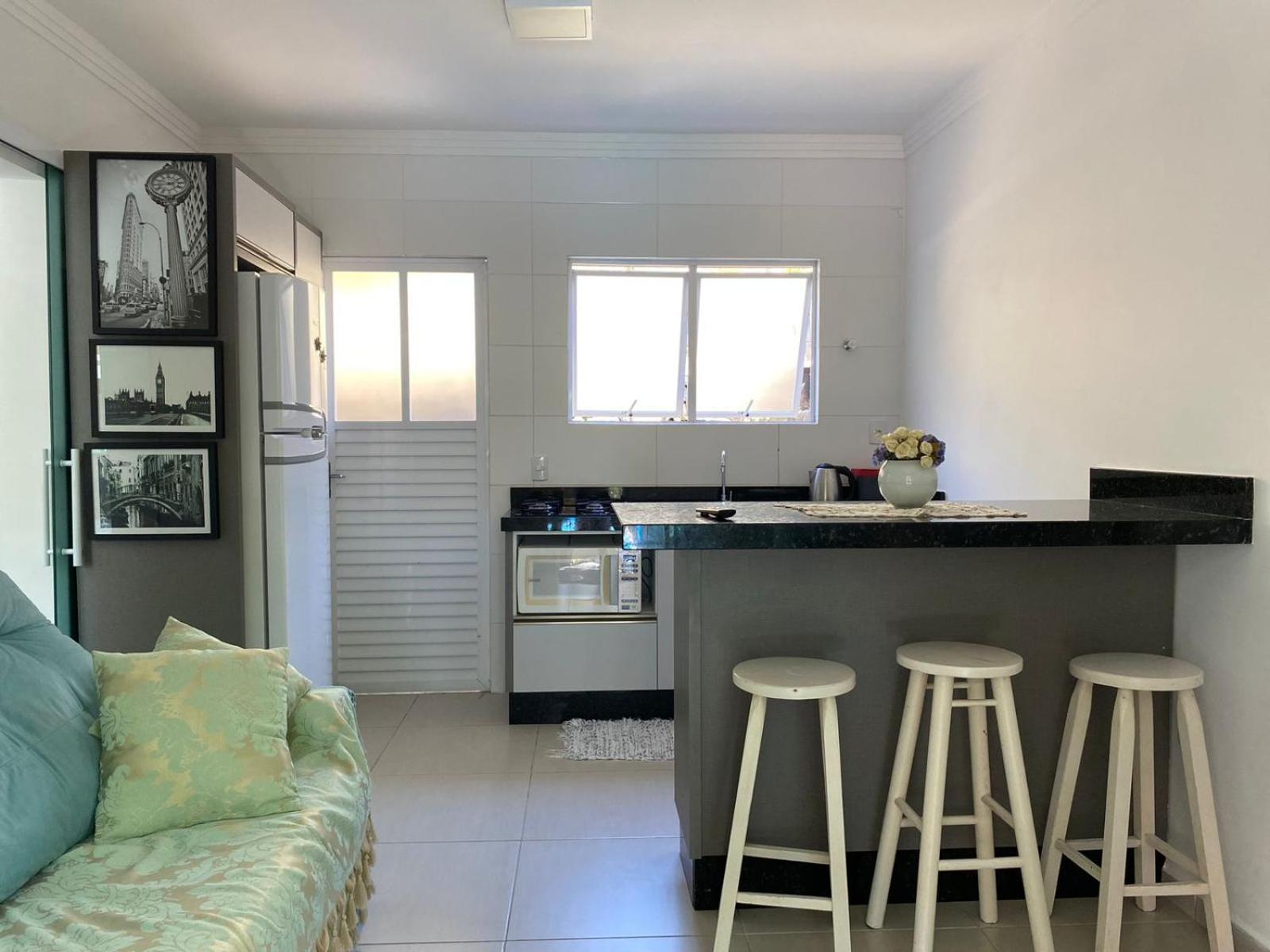 فيلا Residencial Com Piscina Possui Jacuzzi Aquecida Com Hidromassagem بومبينهاس المظهر الخارجي الصورة