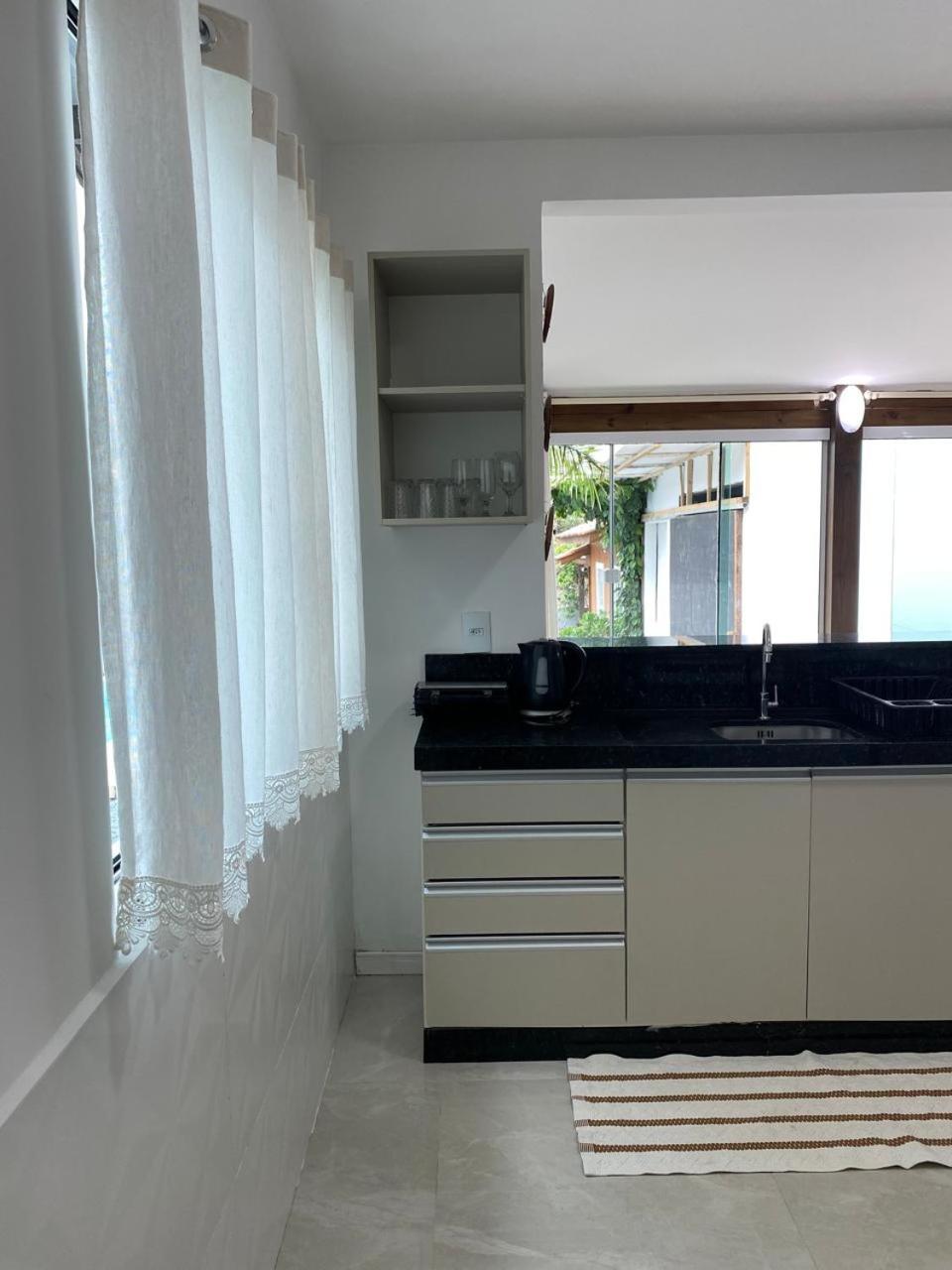 فيلا Residencial Com Piscina Possui Jacuzzi Aquecida Com Hidromassagem بومبينهاس المظهر الخارجي الصورة